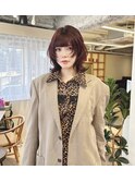 くびれヘア・レッドブラウン・外はねボブレイヤー