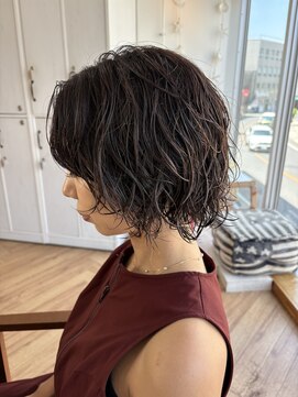 カナエ(CaNaE) ボブ×レイヤー×パーマ