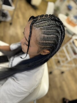 ブルームシエル(bloom ciel) コーンロウ