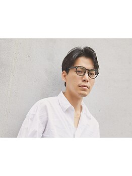 高いカット技術とセンスでビジネスシーンでキマるスタイルをお届け！【帯広/髪質改善/学割U24】