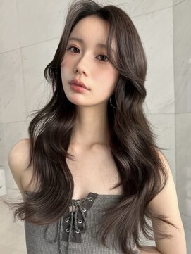 ヨロ 渋谷(YOLO) 韓国ヘアーハッシュカットレイヤーカットハイライトカラー