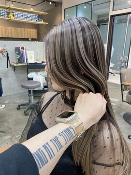 イェッカ(YECCA) ブリーチ1回 バレイヤージュ