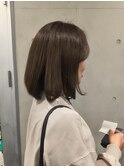ハネない流さのボブスタイル