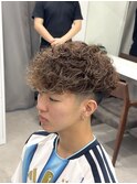 スペインカール　ブラウン　メンズパーマ　ニュアンスパーマ