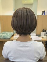 ウイバイファースト(u'i by first)&nbsp;大人女性に人気♪丸みシルエットのショートボブ