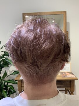 ユーネリー(U-NERY) ハイトーングレイカラースタイル