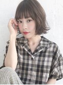 切りっぱなし外ハネボブ×柔らかベージュ