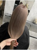 ホワイトベージュ