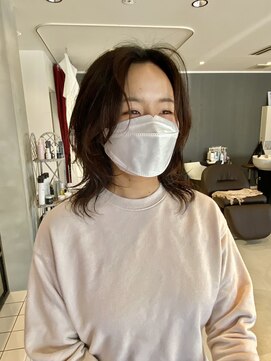 ニゲラ(Nigella) レイヤー×パーマ