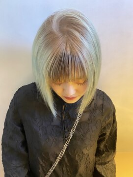 ペレ 渋谷(PELE) 黒髪／グレーベージュ/レイヤーロング/前髪パーマ／渋 谷