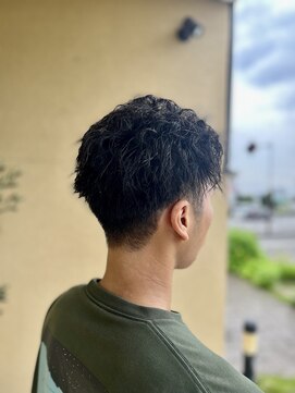 アフェクテュー 春日店(affectueux) 20代30代40代メンズツイストパーマスタイル