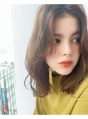 20代30代40代　ふんわり大人ショートボブレイヤースタイル