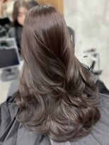 エッセンザ 梅田(ESSENZA)&nbsp;グレージュカラー　レイヤーカット