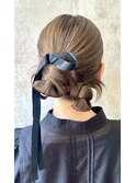 結婚式お呼ばれタイトシニヨン／ヘアセット/タイト/アレンジ