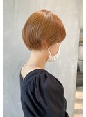 ショートボブミニボブハイトーンベージュ丸みくびれダブルカラー