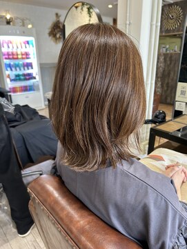 サンバイセライロ 千葉(SAN. by celilo) セミディーレイヤー 【大木】