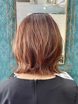 美髪 ヘアサロン(美髪 Hair salon) レイヤーショートボブ