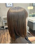 艶髪ストレート髪質改善ミディアム×透明感オリーブグレージュ