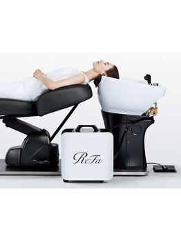 【リファウルトラファインバブルヴィーナ導入】髪の汚れをリセットすることで、サラサラでしなやかな髪に！