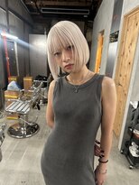 リリック(LYLICK)&nbsp;ホワイトカラー