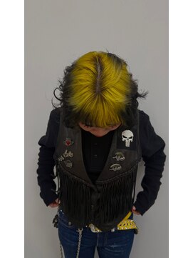 ルィ 名古屋栄(llwy) イエローデザイン