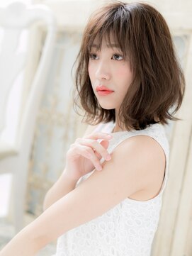 大波純一美容室パーティハン ひし形フェミニンエアリー外ハネ小顔くびれミディa小山20代30代