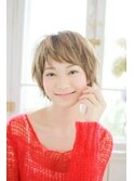 ハイトーン無造作ショート