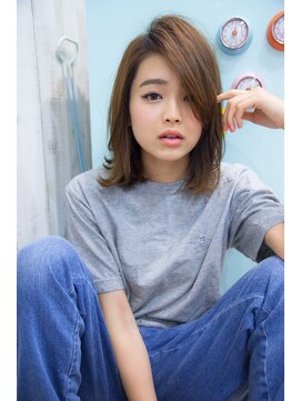 リル(Lilou) 【Lilou】ナチュラルストレート ロブ Lilou