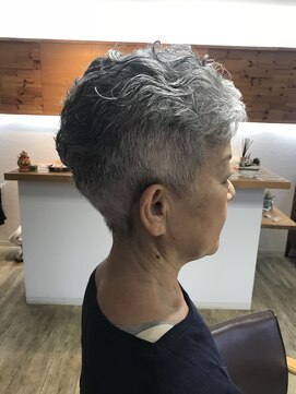 ヘア アトリエ マム(hair atelier mum) べり－ショート