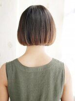 ナル 白山神社参道通り店(nalu) かきあげ前髪のワンカールボブスタイル