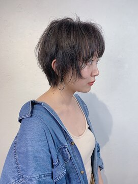 アンダーバーホワイト 天王寺阿倍野店(_WHITE) カジュアルショートヘア