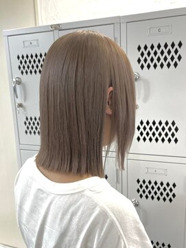 サンク 原宿 表参道(cinq) ダブルカラー/ケアブリーチ/インナーカラー/ハイライト[原宿]