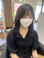 人気No.1流れるお顔周り／ミディアムレイヤー