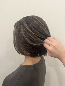 ミザルー(Misirlou) |ボブ × ベージュハイライト|