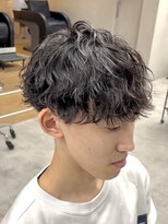 ラヴィズムバイフィフス(LUVISM by fifth)&nbsp;ツイストスパイラルパーマツイストパーマ刈り上げ万代新潟駅