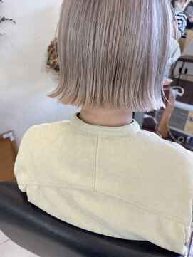 チャルム (Charom) ミニボブ