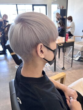 ミノリ(Minori) メンズ ホワイトカラー