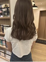 ユーフォリア 青山(Euphoria)&nbsp;【担当きょうこ】ブリーチ1回シアーベージュ/うる艶カラー