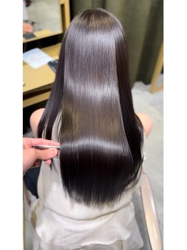 アマンドール(Aman D'or) 縮毛矯正で作る艶髪爆美女♪♪