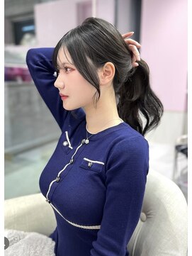 アディション 新宿(ADITION) 韓国艶ブラウン×振り向く後ろ姿レイヤーカット/髪質改善新宿f