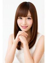 クラーロ フジノミヤ(Claro Fujinomiya) 透明感あふれる「清楚フェミニンロング」