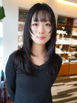 ビファインクーアヴェダ(Be fine coo AVEDA) 黒髪レイヤー　前髪あり　ロング顔まわりデザイン