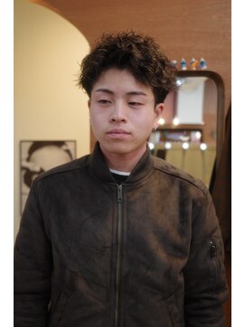 エディ(Edy) メンズパーマツイストスパイラルパーマ（ツイスパ）眉毛カット