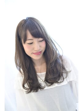 リタ(Lita) Licca ヴァイオレットアッシュ×シフォンパーマ