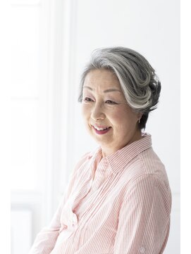 サロン ド ジュン 坂戸店 上品かつパワフルスタイル！