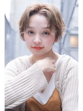 アメリ 新宿(Ameri) Ameri ブロンドベージュ【新宿】