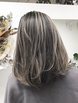 エスアイ(S.i)&nbsp;グレージュカラー［五条駅/京都駅/七条駅/四条駅/烏丸駅］