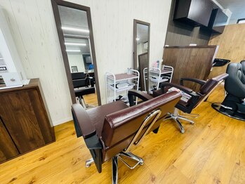 カラー工房 ソラナの写真/≪シャンプーなしカット30分2,500円/根元カラー2,900円≫カラーやカットがプチプライスで楽しめる♪