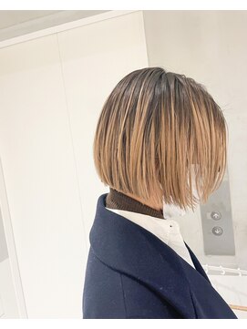 ガリカ(Gallica kinshicho) 【佐久間史将】ぱっつんボブxナチュラルなグラデーションカラー