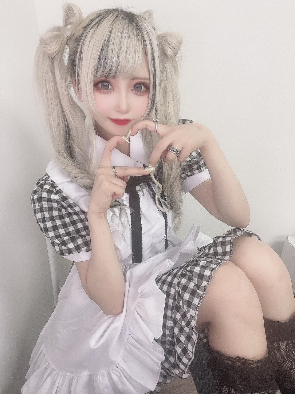 ホワイトブロンド#ツインテール#地雷系#量産#コンカフェ嬢：L182766220